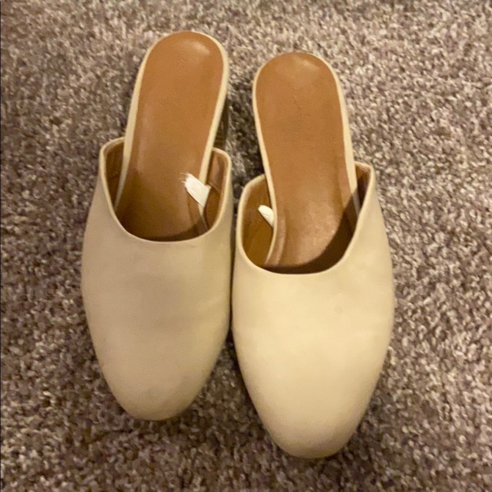 Final sale-Cream mules
